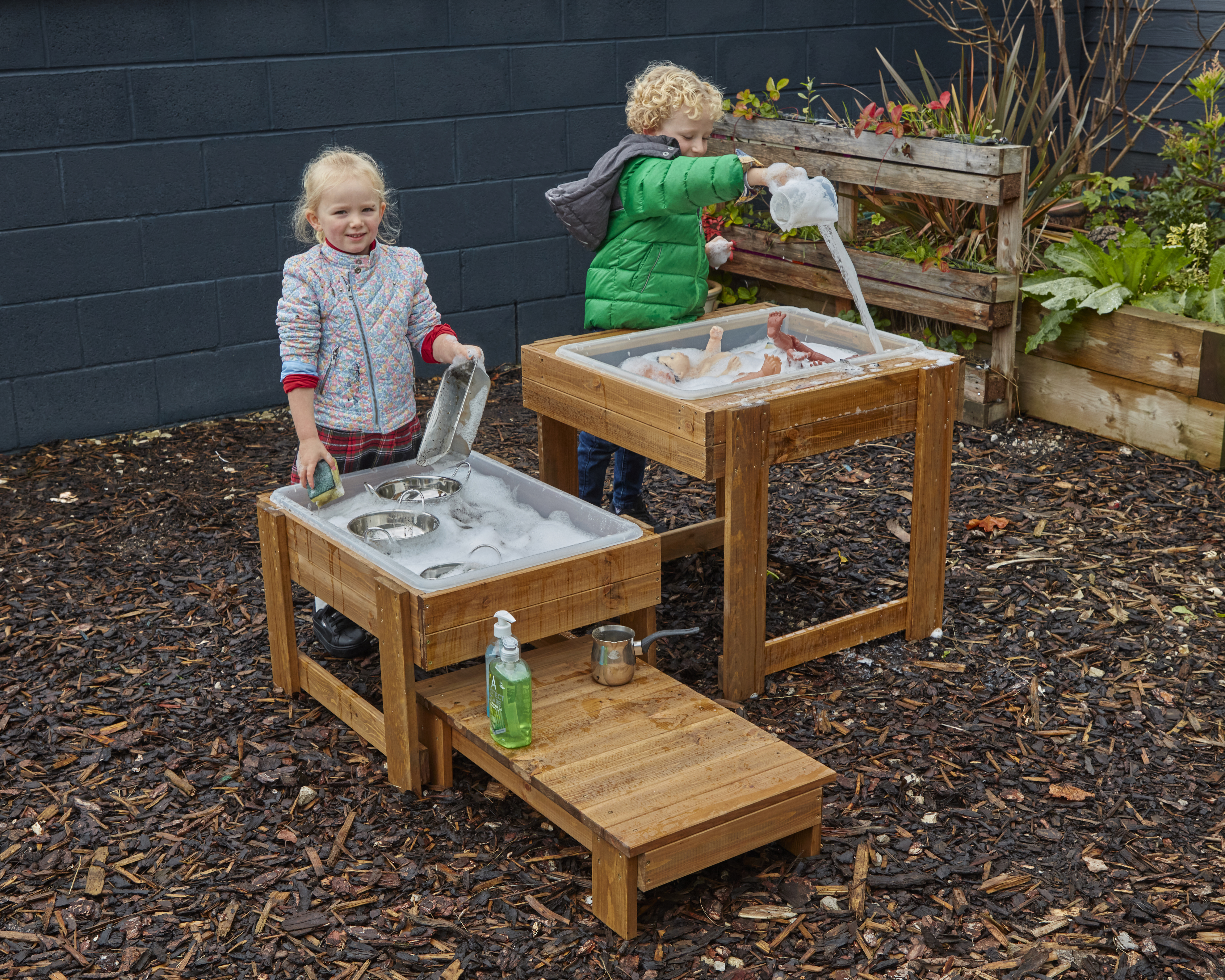 Outdoor Nesting Sand and Water Trays