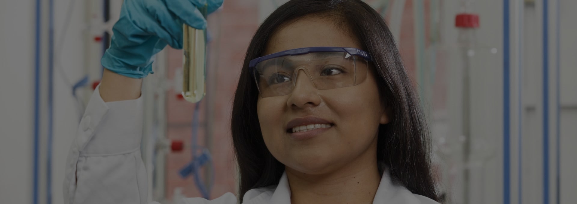 Portada de Noticia Más de 400 iniciativas en el Perú Promueven la CTI y se busca integrar a más mujeres de ciencias