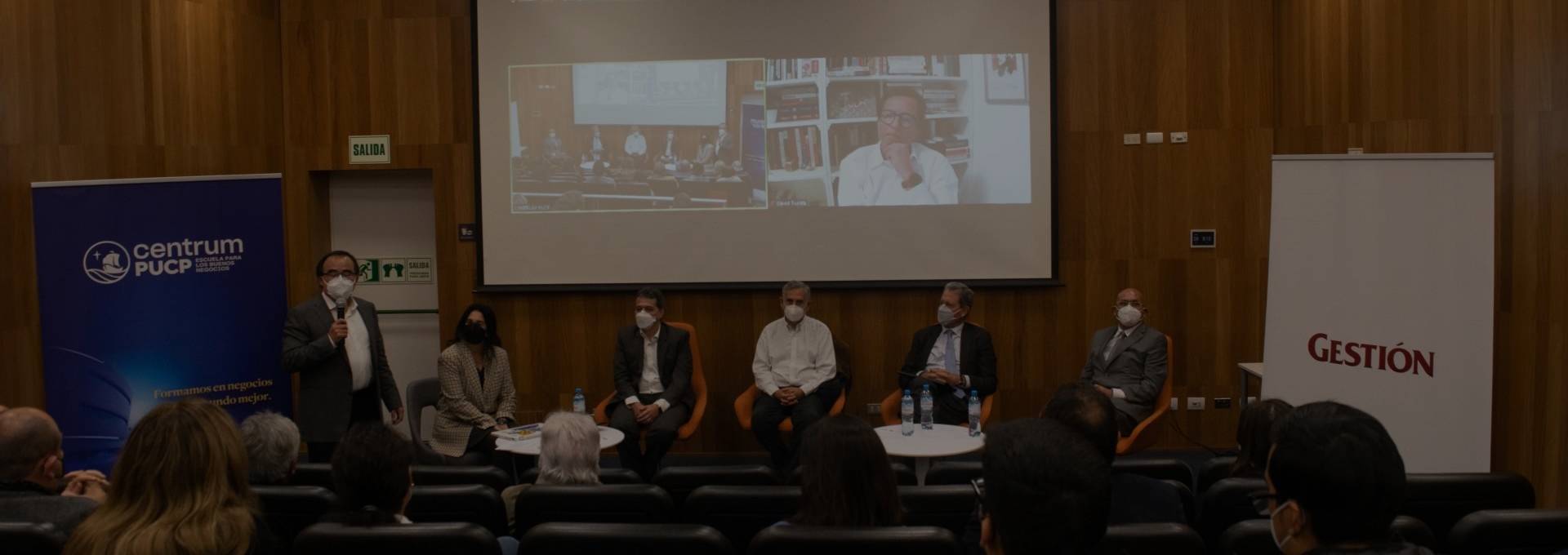 Portada de Noticia Cinco exministros de economía dan a conocer sus perspectivas económicas para el Perú al 2023