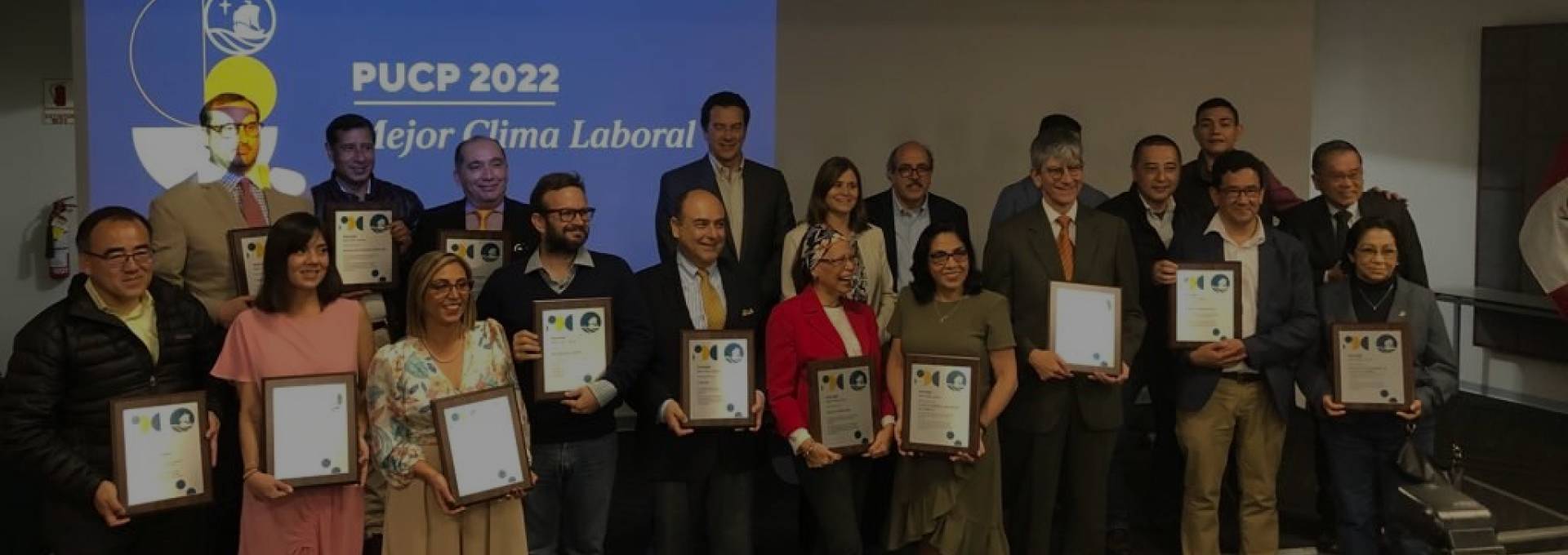 Portada de Noticia Centrum PUCP fue reconocido por el mejor clima laboral junto a otras 14 unidades de la PUCP