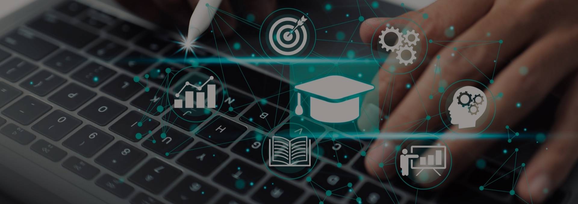 Portada de Noticia Centrum PUCP: #1 en Perú en todas sus Maestrías y top 5 MBA según QS 2026, destacando en educación global, reputación e innovación