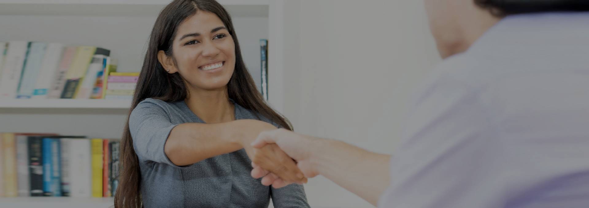 Portada de Noticia 5 claves para mejorar las condiciones del contexto en los que se crean nuevos negocios liderados por mujeres en América Latina