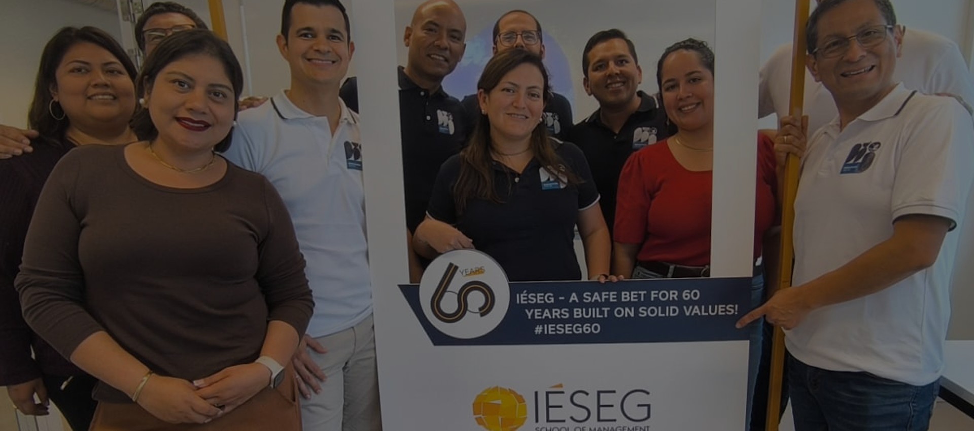 Portada de Noticia Nuestros estudiantes del MBA Centrum PUCP 189 visitaron el campus de IESEG