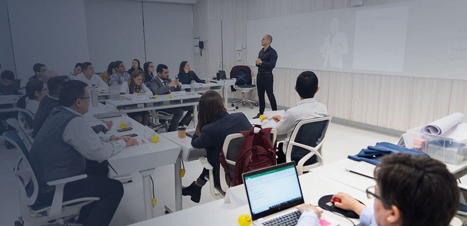 Aulas equipadas de Centrum PUCP