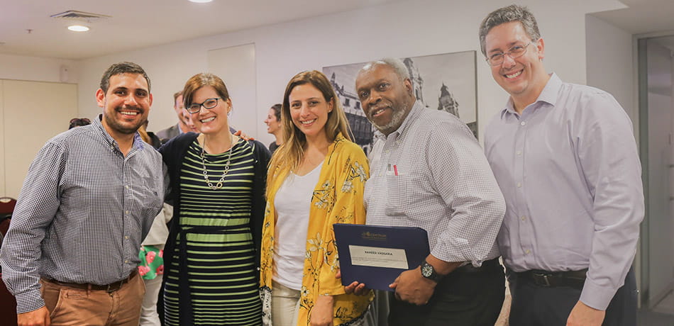 Foto de equipo de área internacional de Centrum PUCP