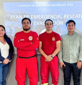 Foto del Evento de Prevención con bomberos en Centrum PUCP