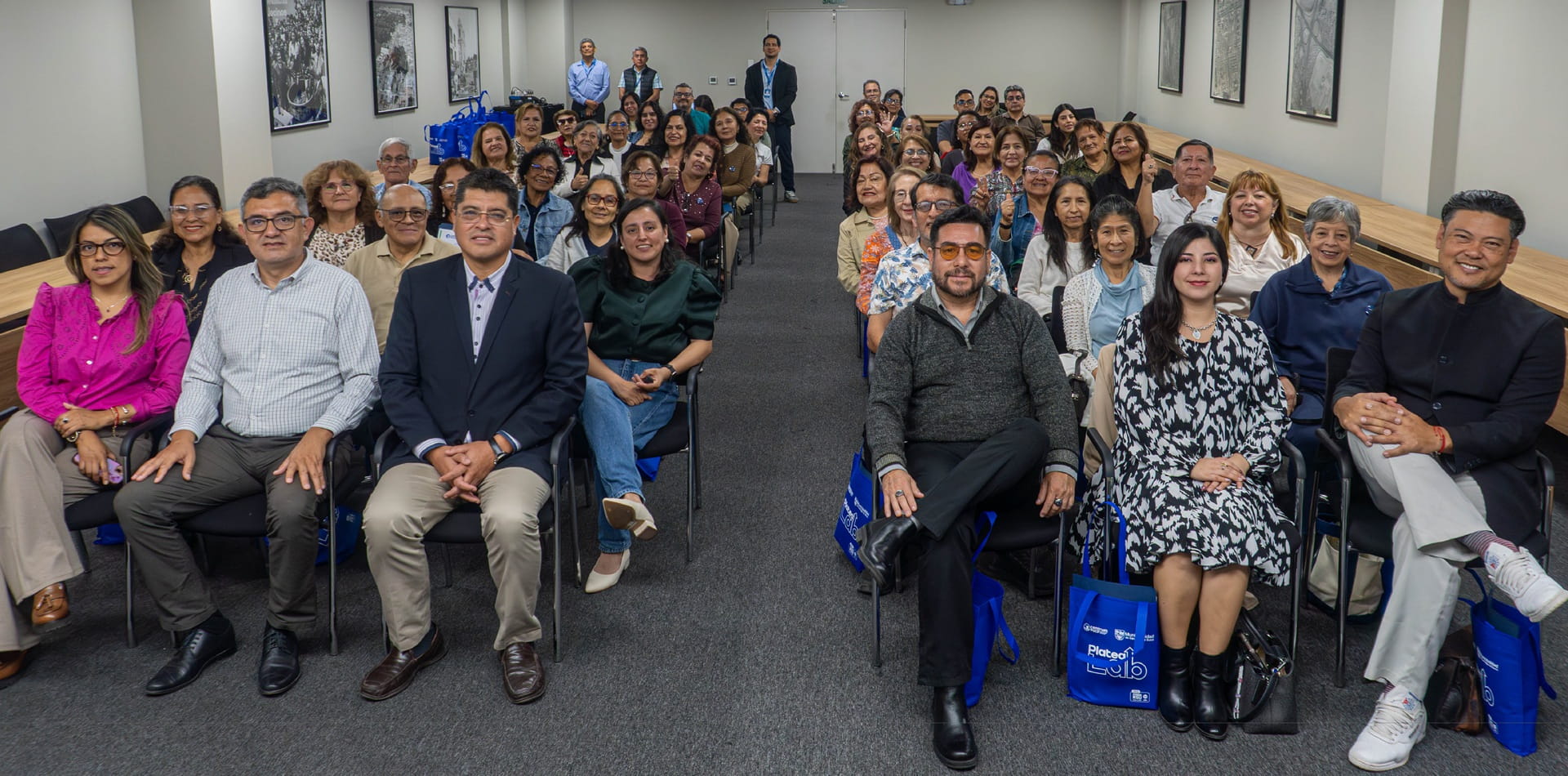 Portada de Noticia PlateaLab 2026: emprendedores adultos mayores fortalecen sus negocios con nuevas herramientas comerciales y digitales