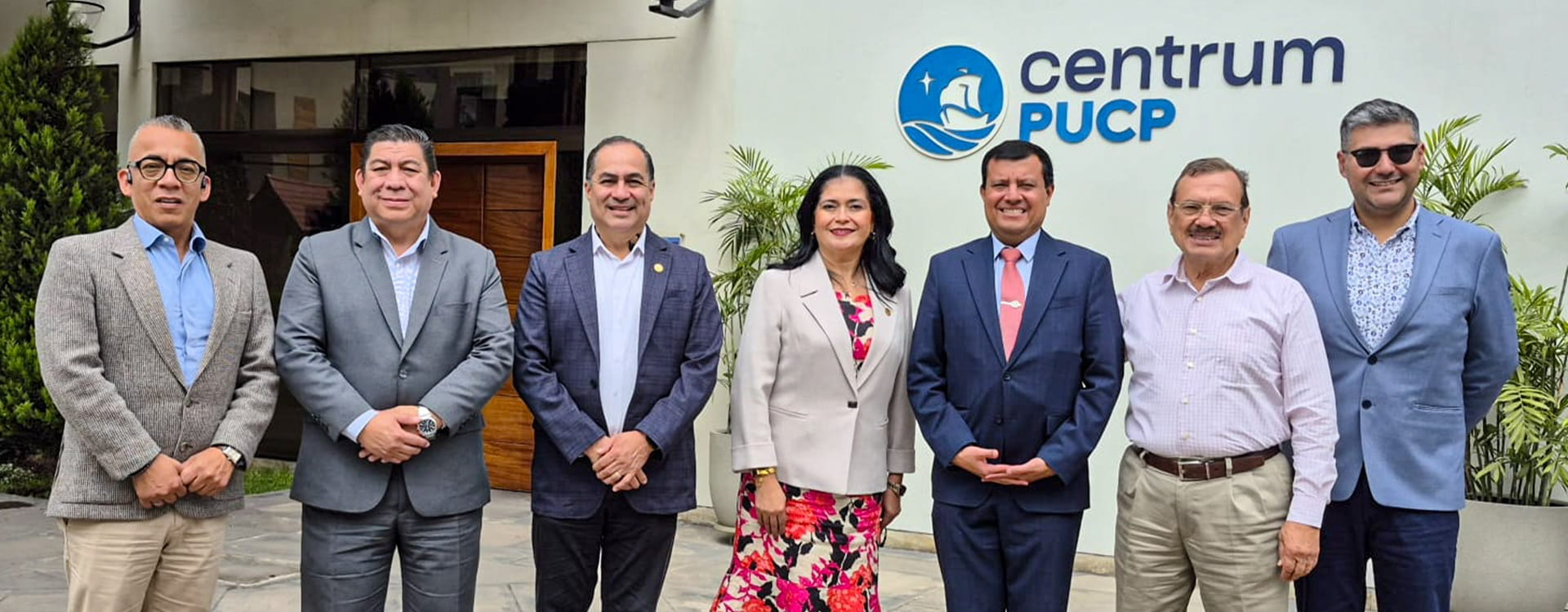 Portada de Noticia Centrum PUCP recibió visita de representantes de American School of Management de Guatemala