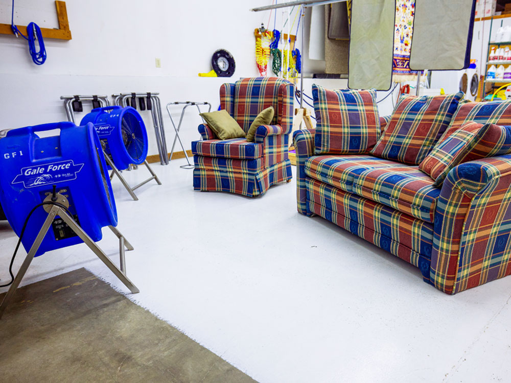 Deep-Cleaning_Butte-Montana_Drying-furniture drying furniture after a deep clean