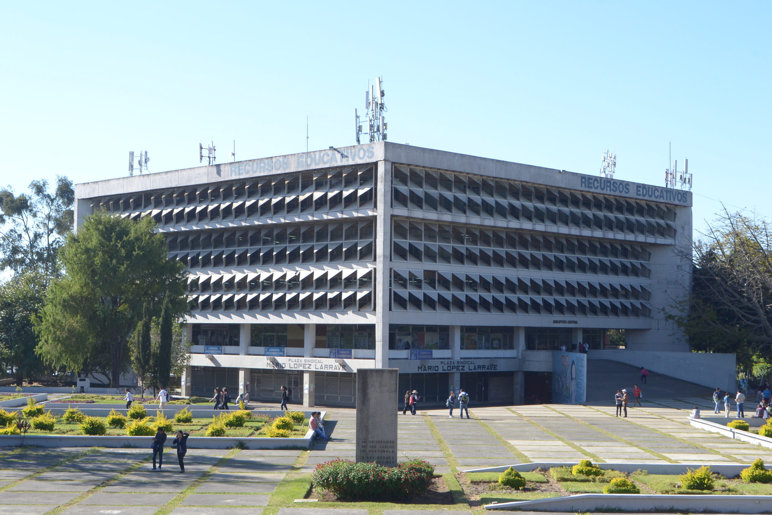 Las Universidades y otros centros de enseรฑanza volverรกn a abrir sus puertas