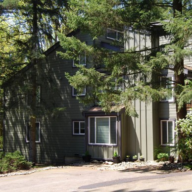 Eastbridge Condominiums