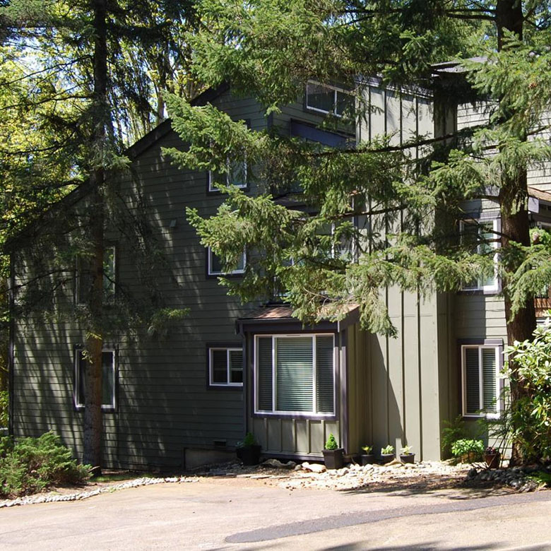 Eastbridge Condominiums