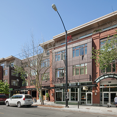 Seven Hills Apartments