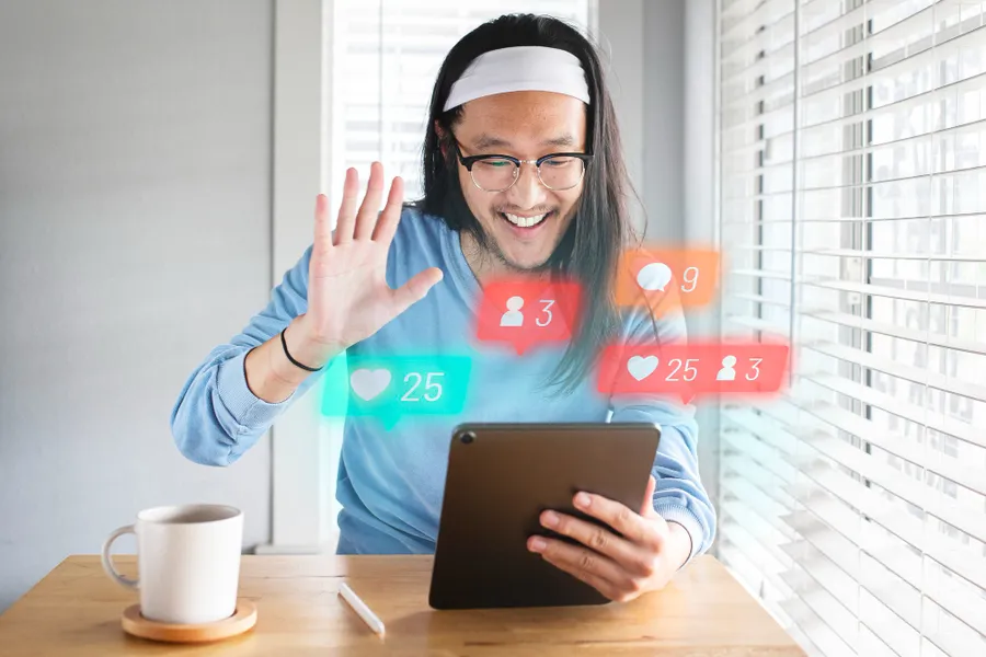influencer-greeting-fans-on-social-media