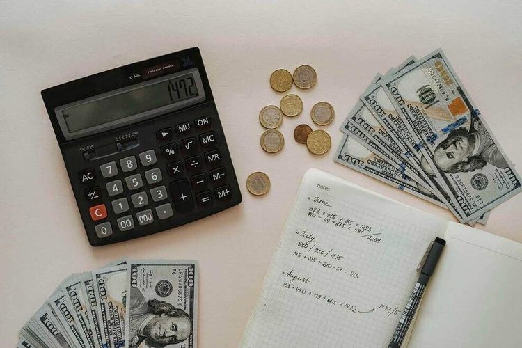 25 Proven Ways to Use ChatGPT to Make Money
