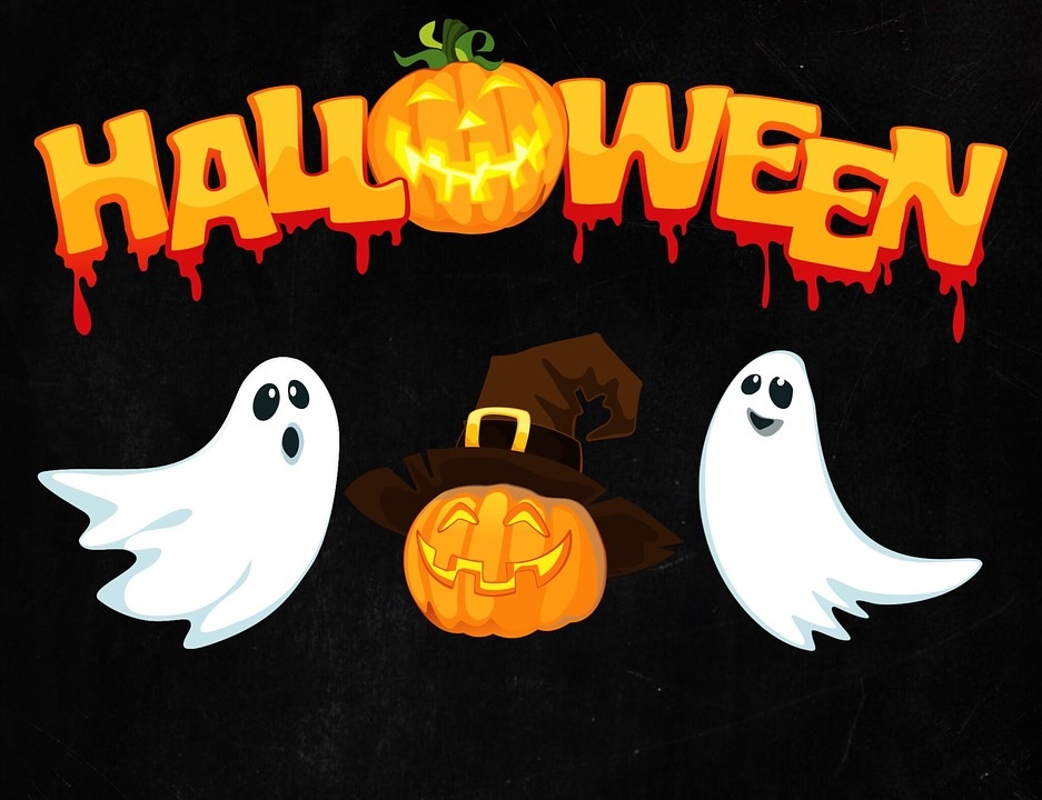 Halloween ghosts and pumkin