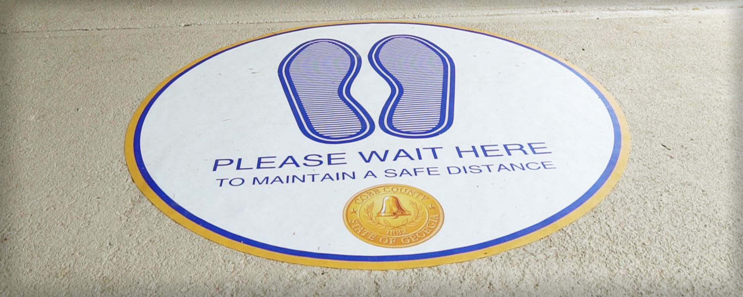 two feet on platform