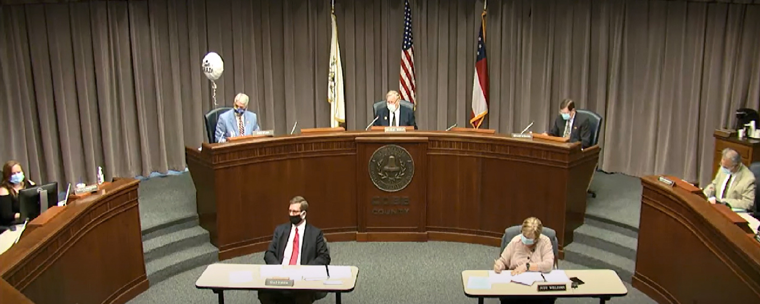 PICTURE OF PLANNING COMMISSION MEETING