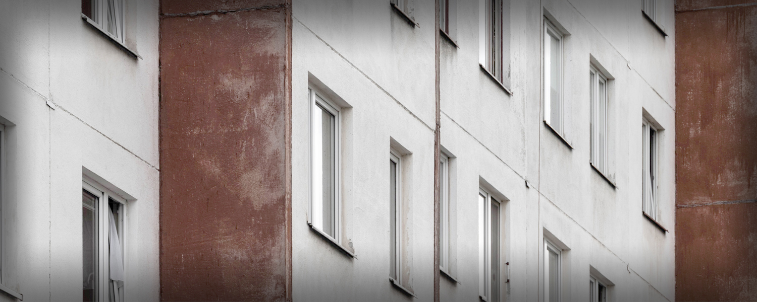 picture of an apartment building