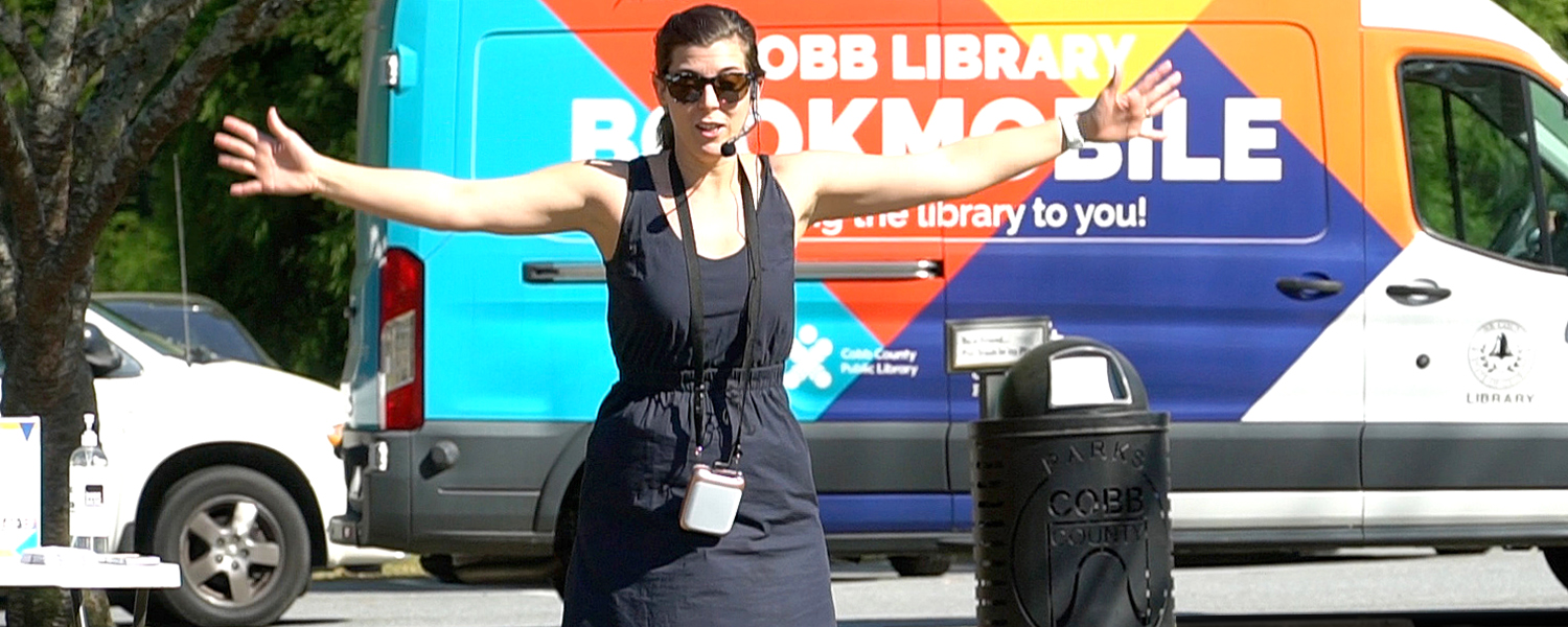 Picture of a librarian telling a story