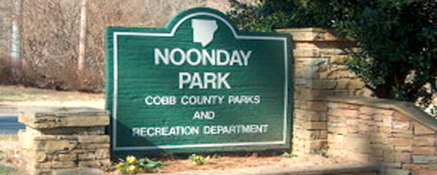 photo of entrance sign at Noonday Creek Park