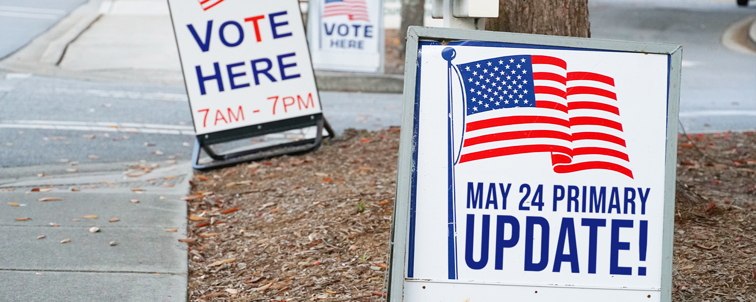 picture of elections signs at polling place