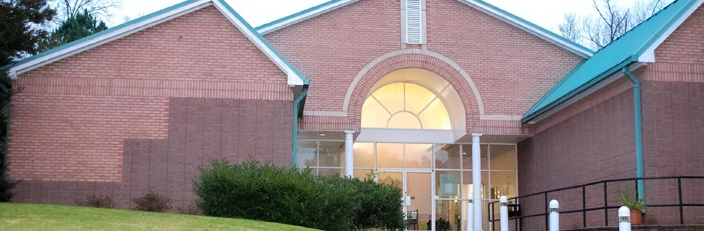 Kemp Memorial Library
