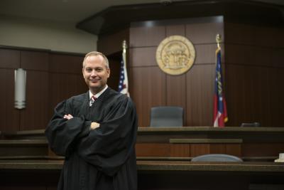 Picture of Judge Leonard in courtroom
