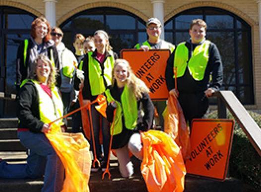 Keep Cobb Beautiful volunteers