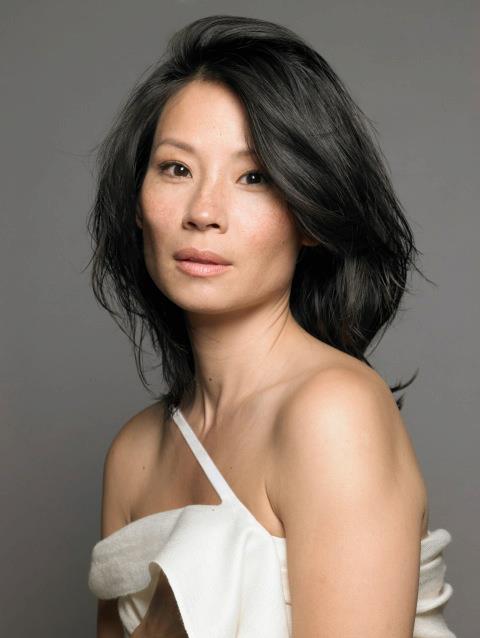 Lucy Liu | Does she have olive skin tone?