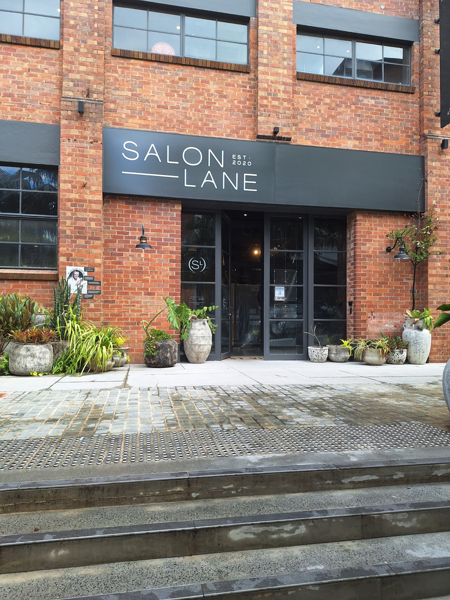 Salon Lane Entrance