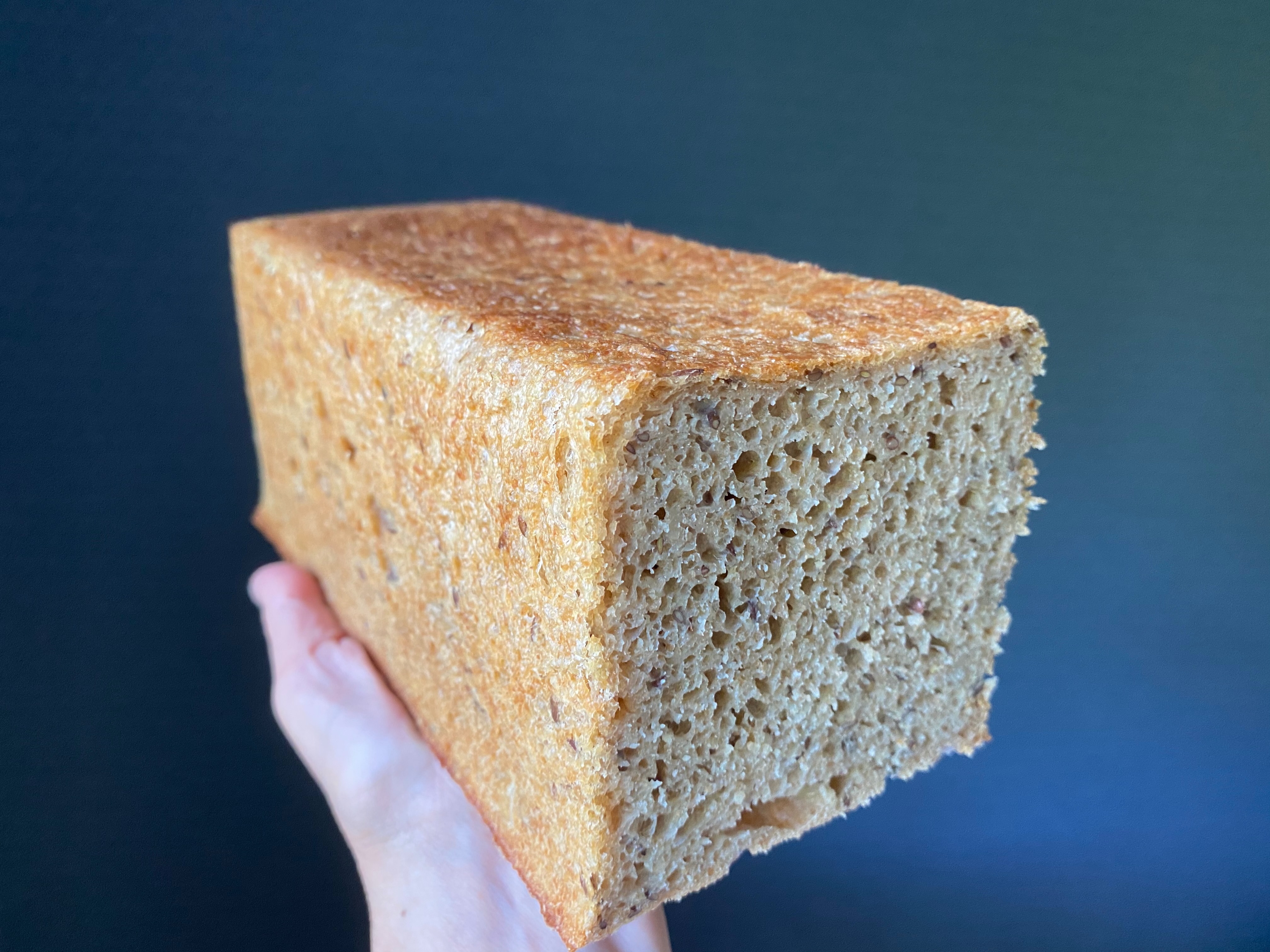 Miten tämä kuva liittyy tekstiin? En minä tiedä, mutta tällaisia minä leivon.