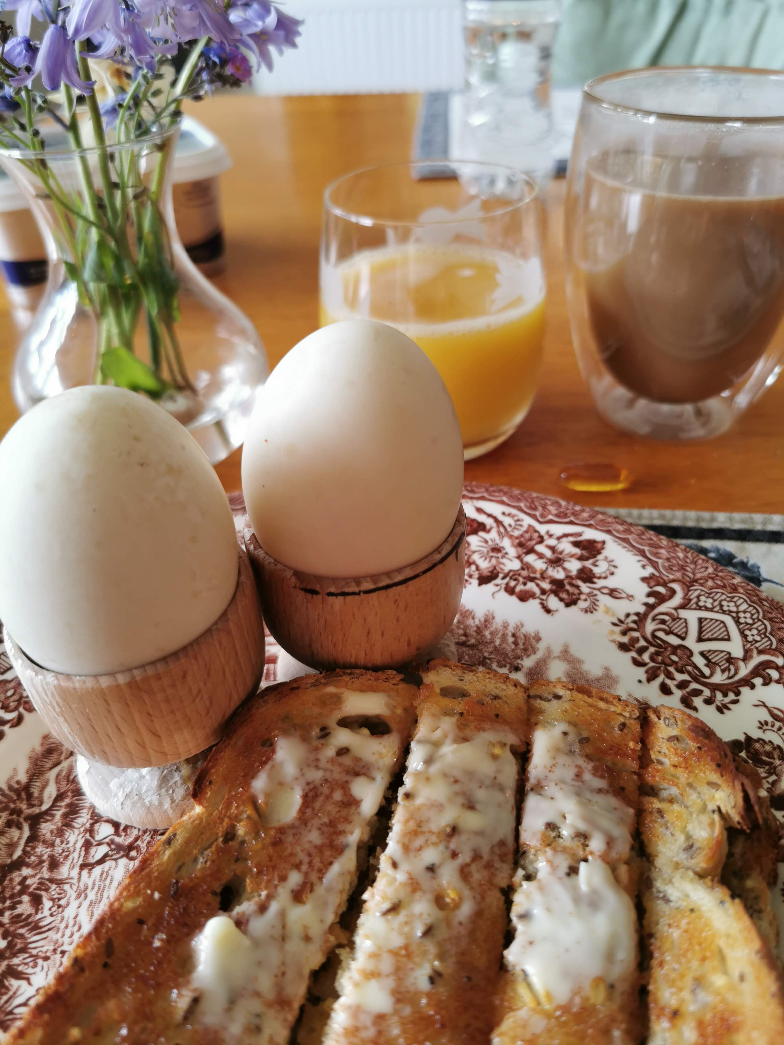 Breakfast of eggs