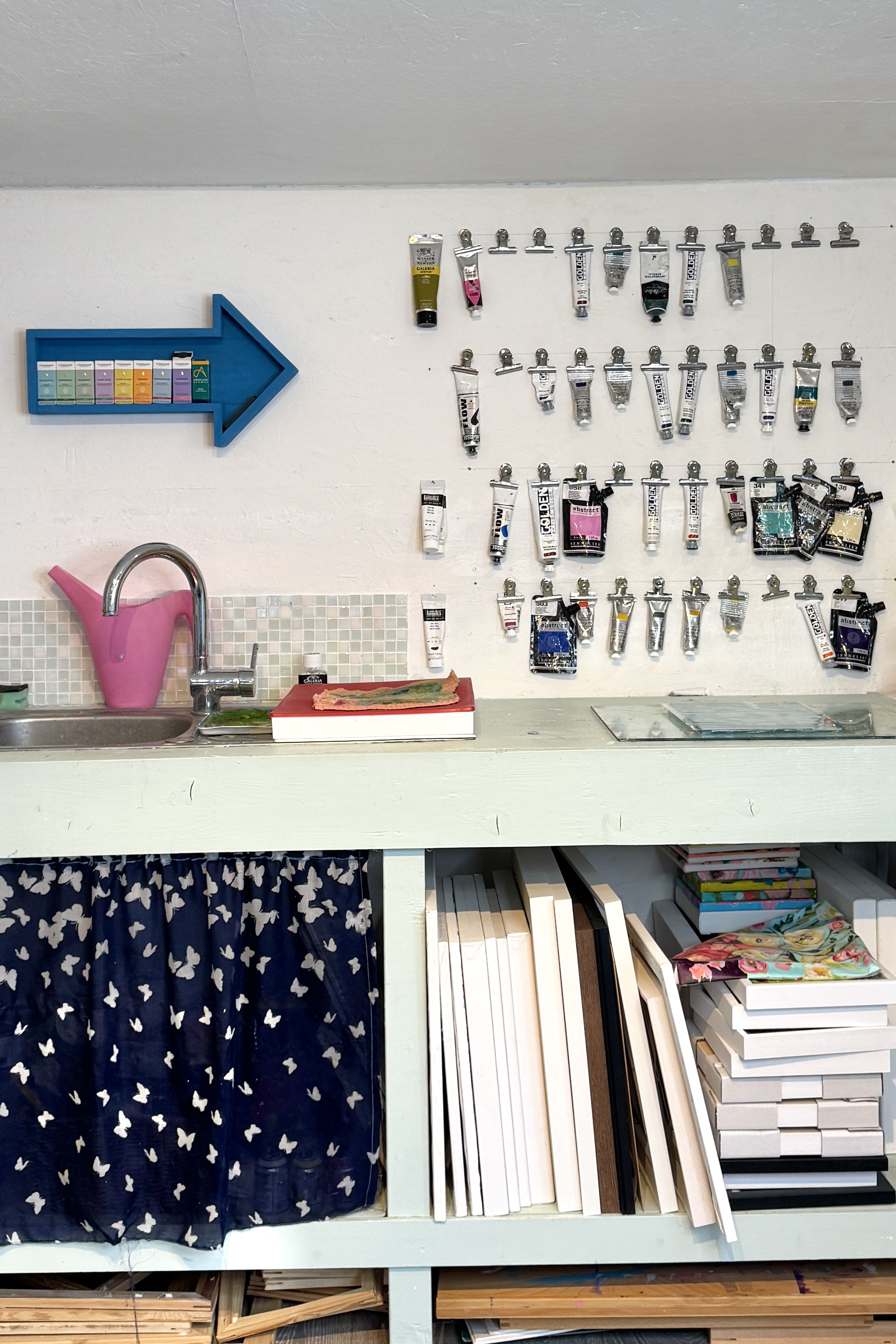 paint bulldog clip storage canvas storage