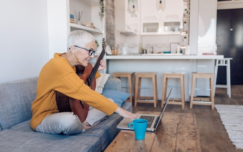 trop-vieille-pour-jouer-de-la-guitare
