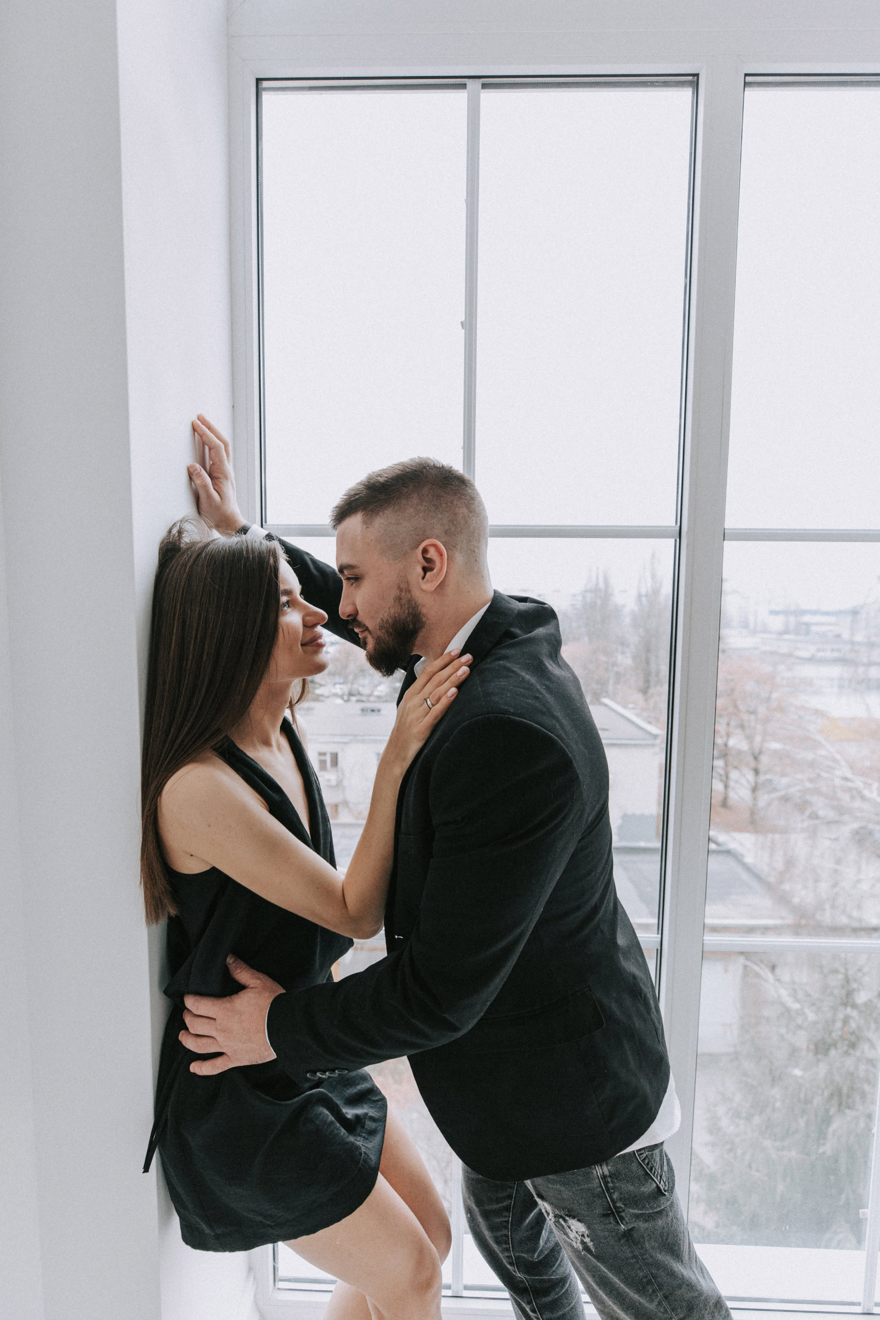 Intimate New Year Couple Goals