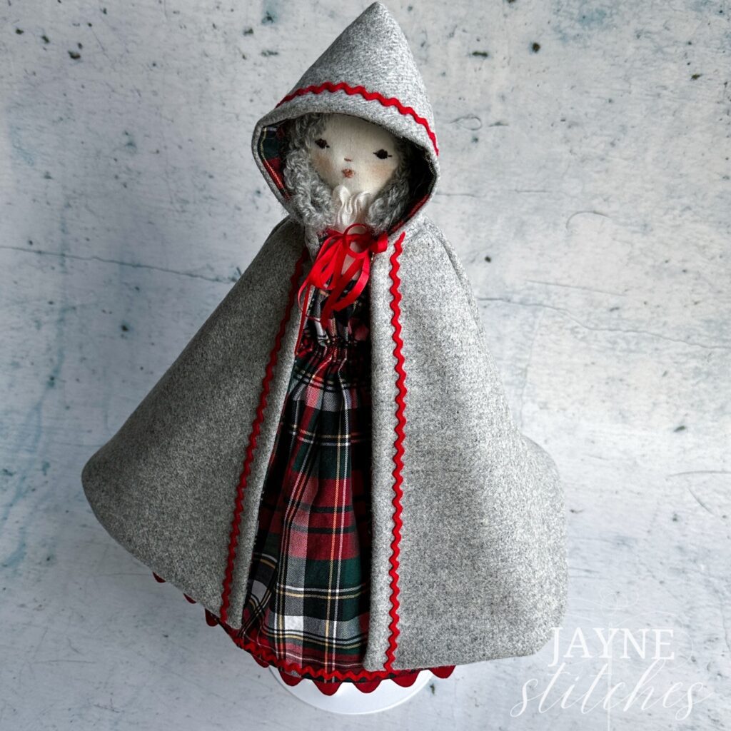 doll cape 