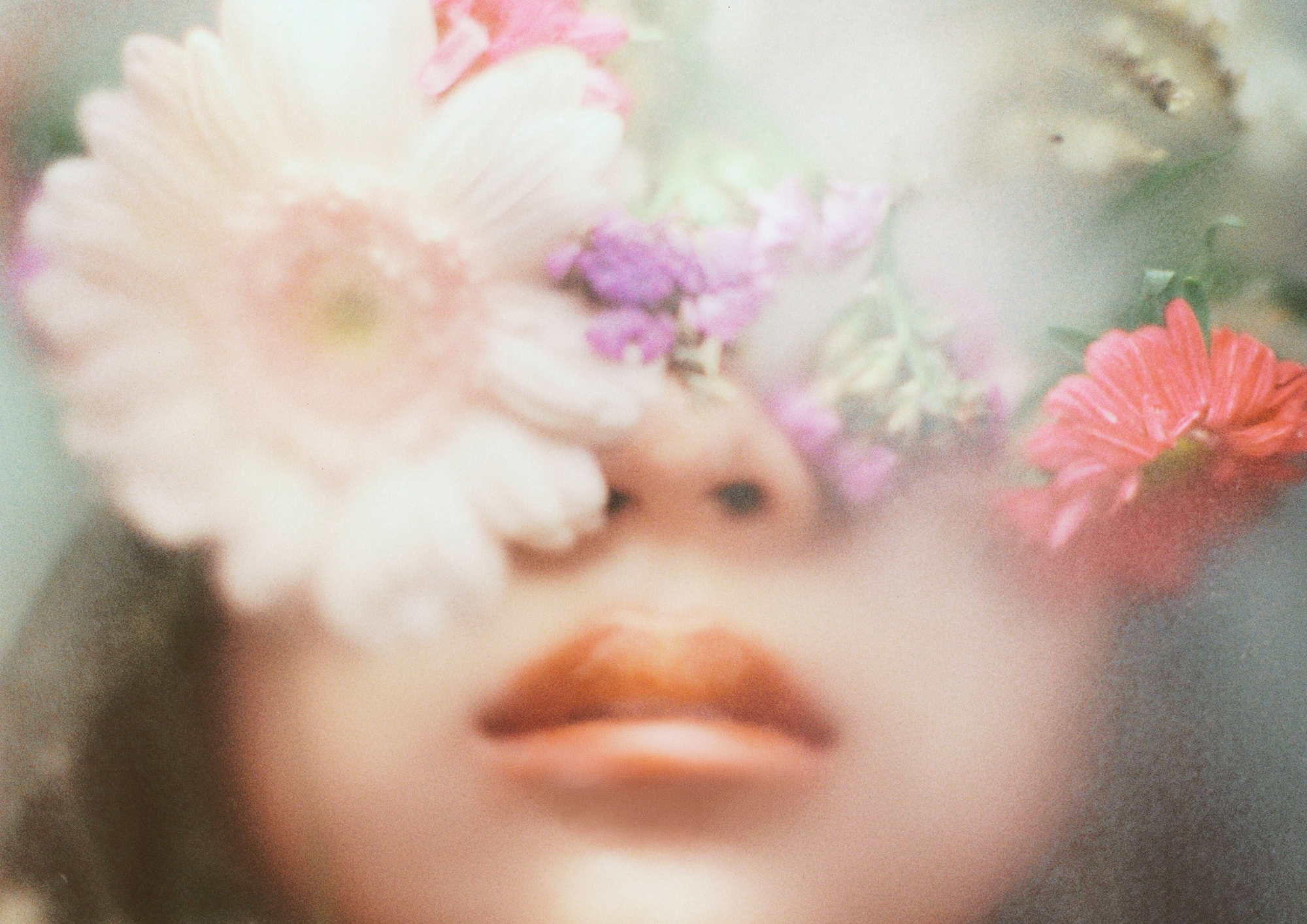 Les masques sociaux qui éloignent de notre essence