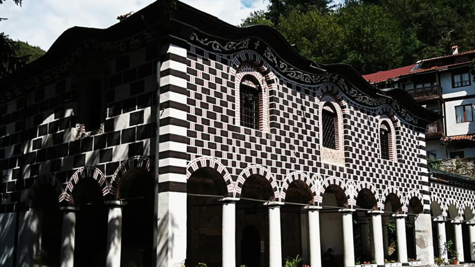 Bulgaria | Presentation of the Blessed Virgin Church, old town of Varosha