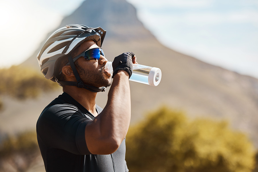 outdoor work in heat increases fluid and electrolyte loss