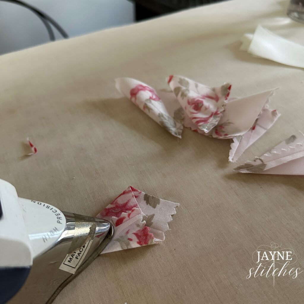how to make a pennant bunting
