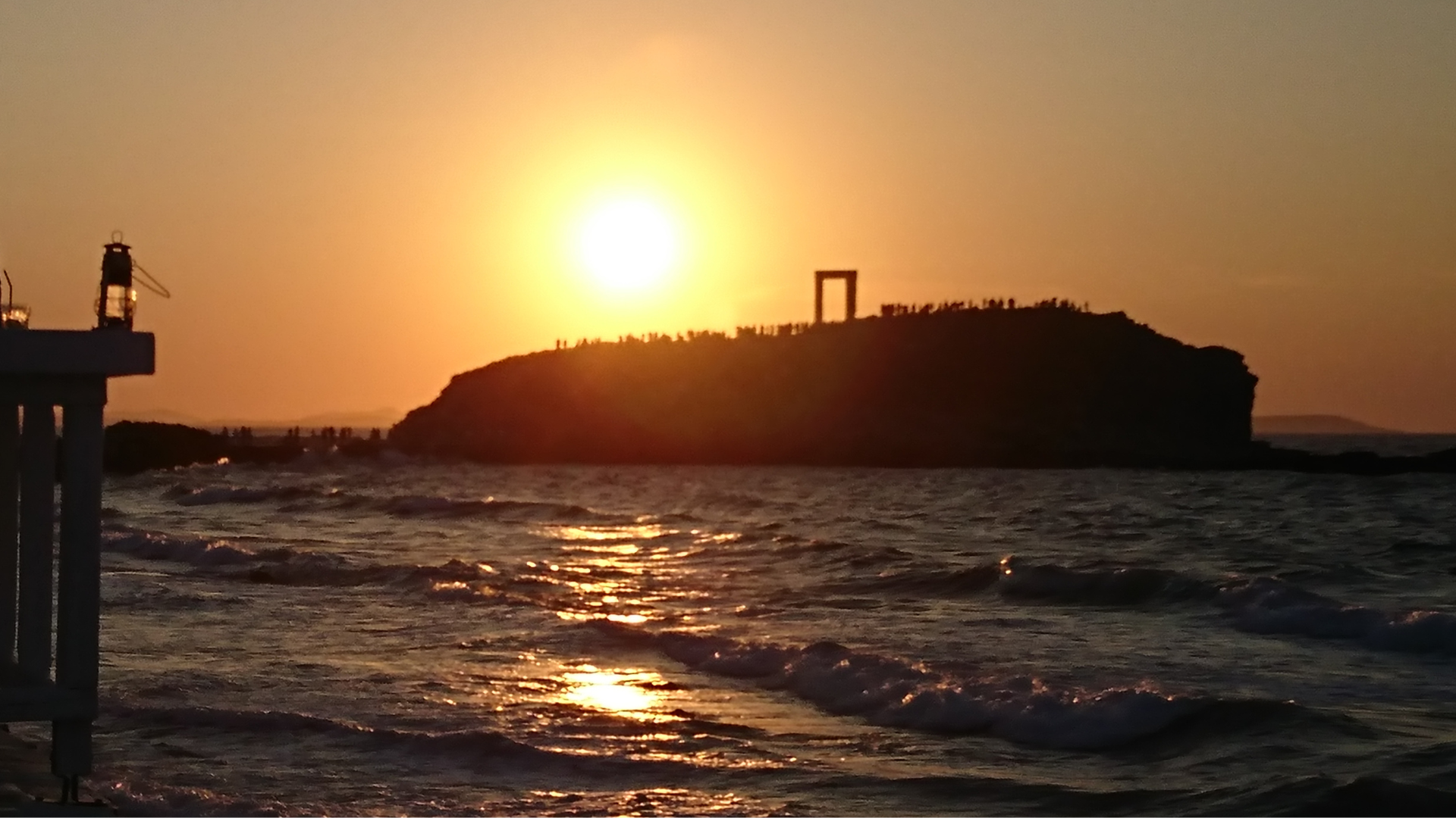 Sunset over the Apollo Temple Náxos