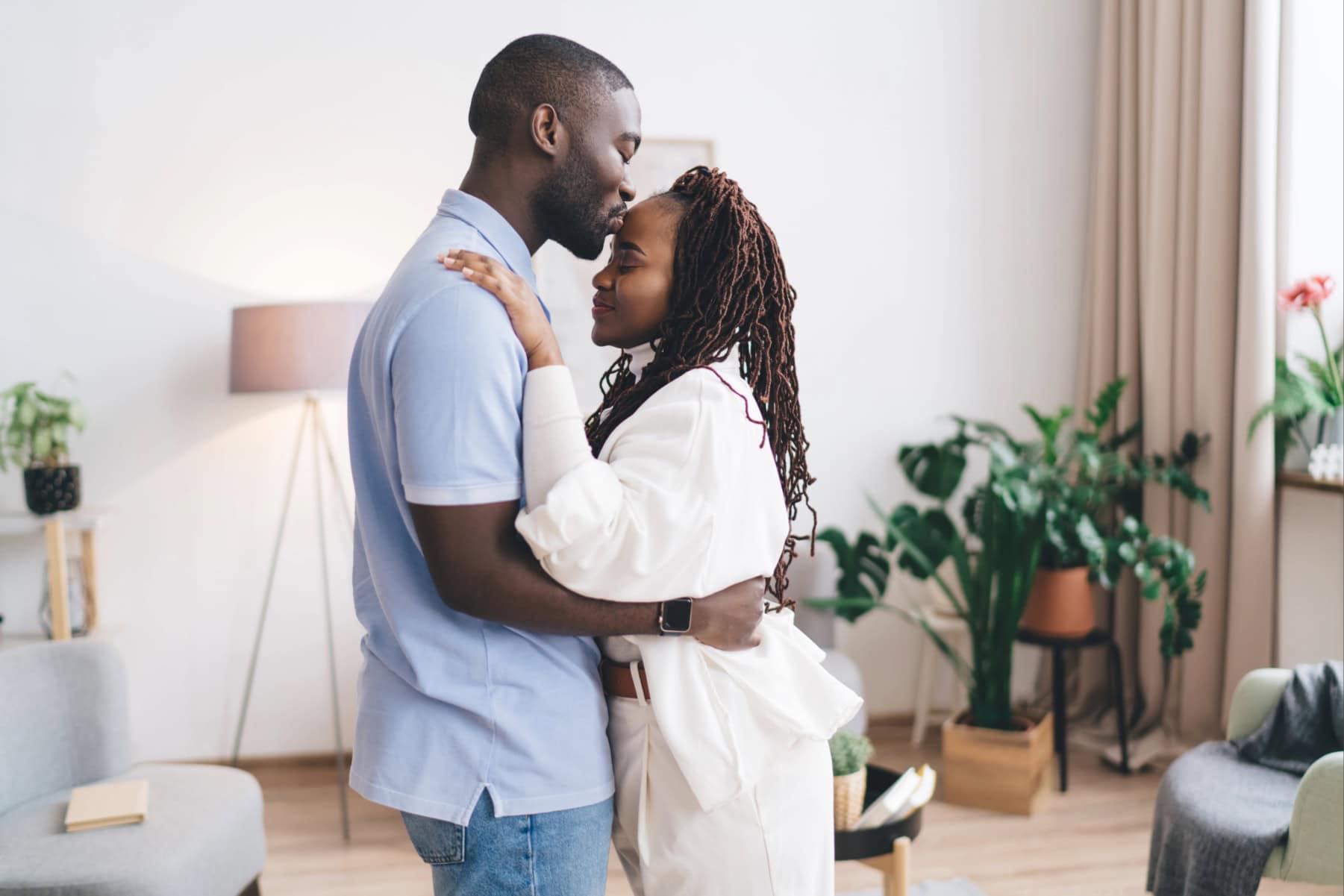 How You Can Help Someone Who Is Feeling Anxious When Dating