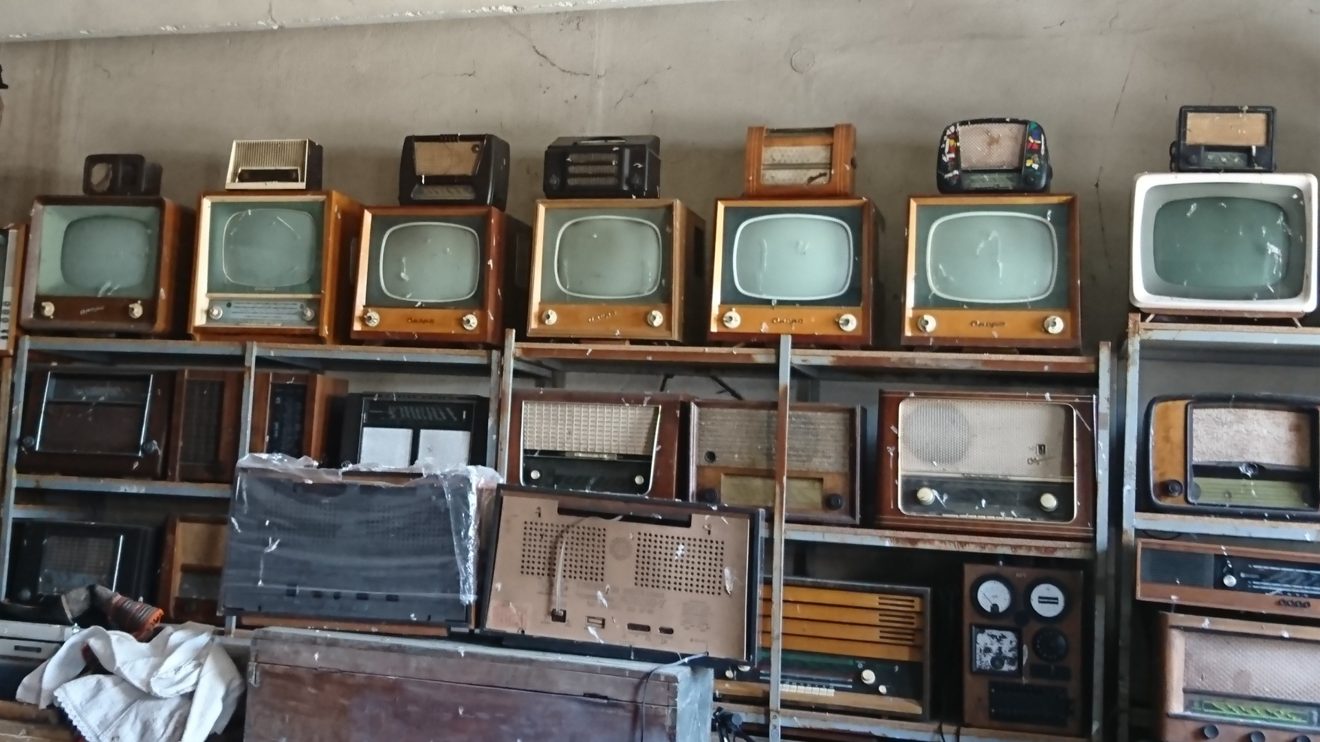 Bulgaria | Junkshop “Shedyovar” (Masterpiece)