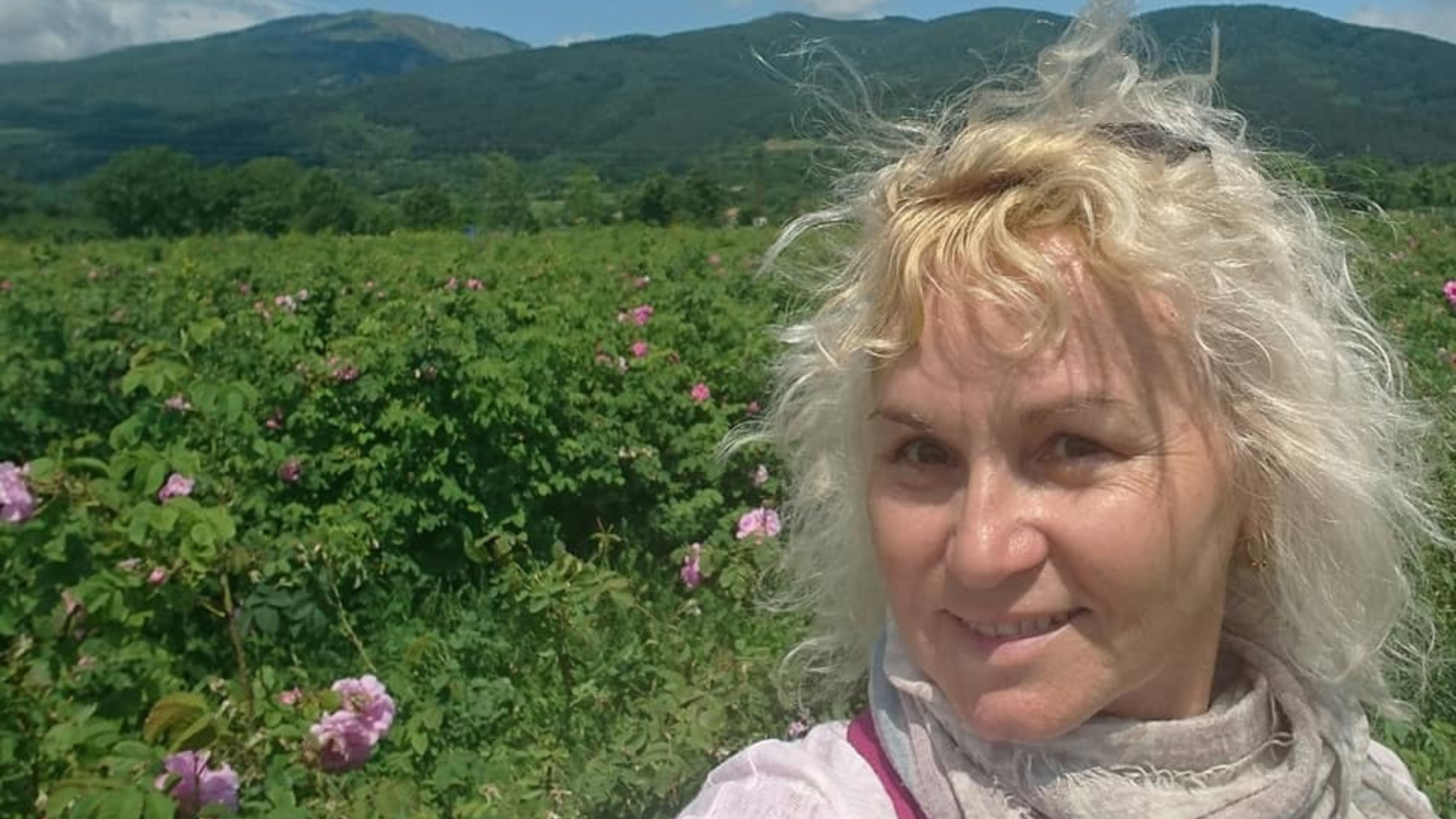 Bulgaria | Marilyn at Damascena Ethnographic complex Skobelevo