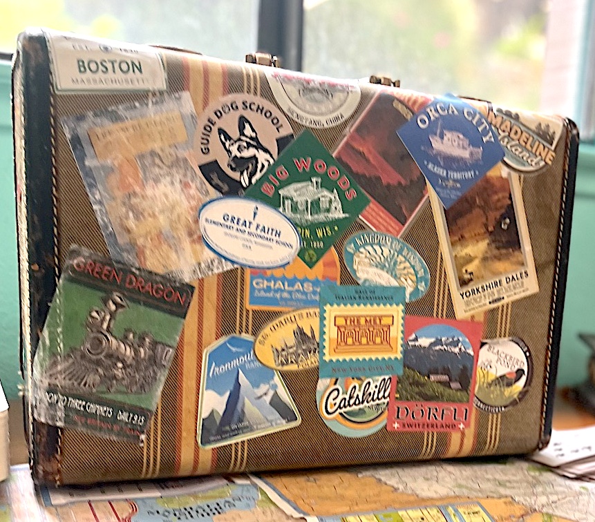 LitWits travel stickers for teaching classic and vintage literature to elementary kids - LitWits creative teaching activity