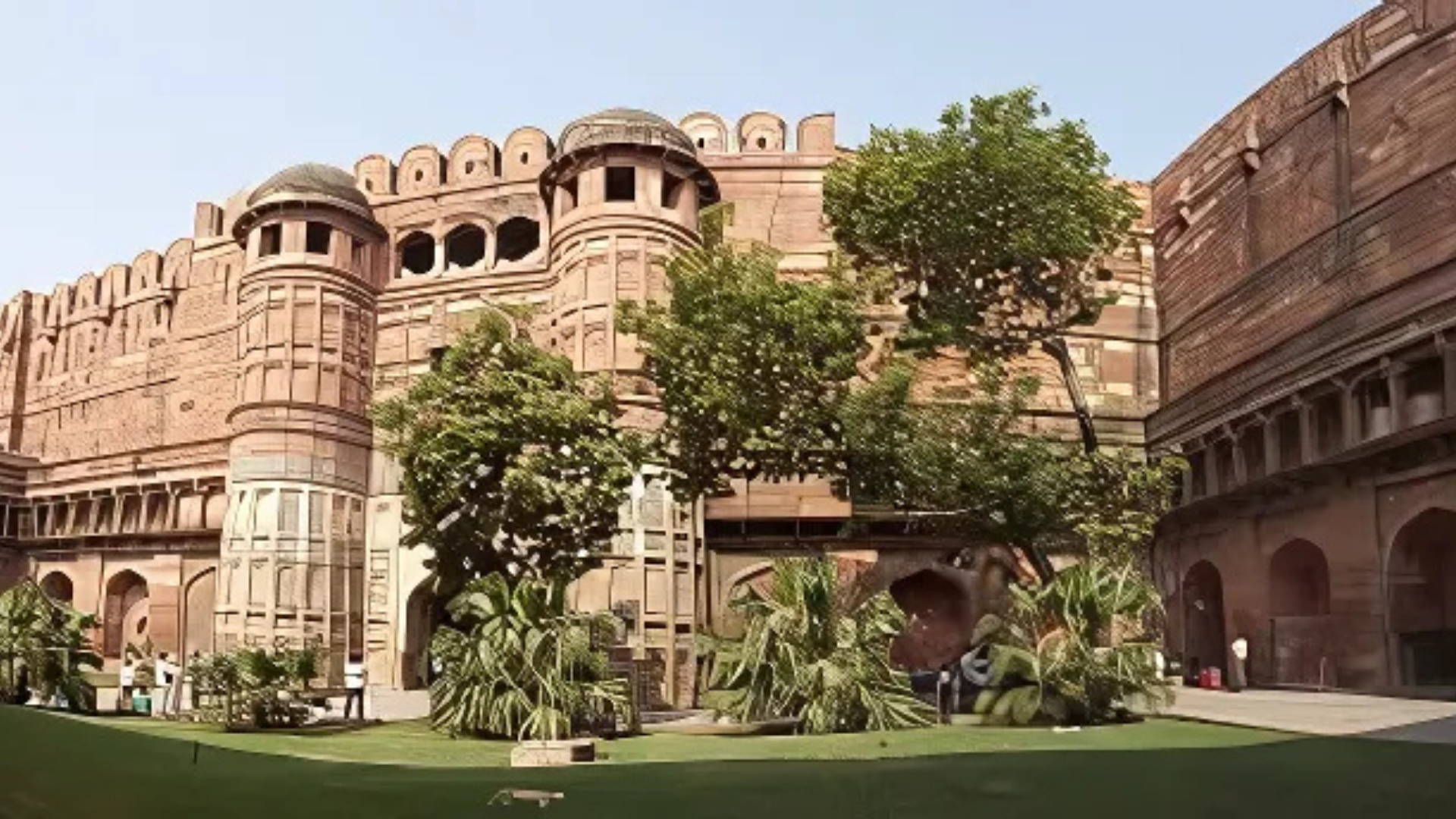 Internal Walls of Agra Fort
