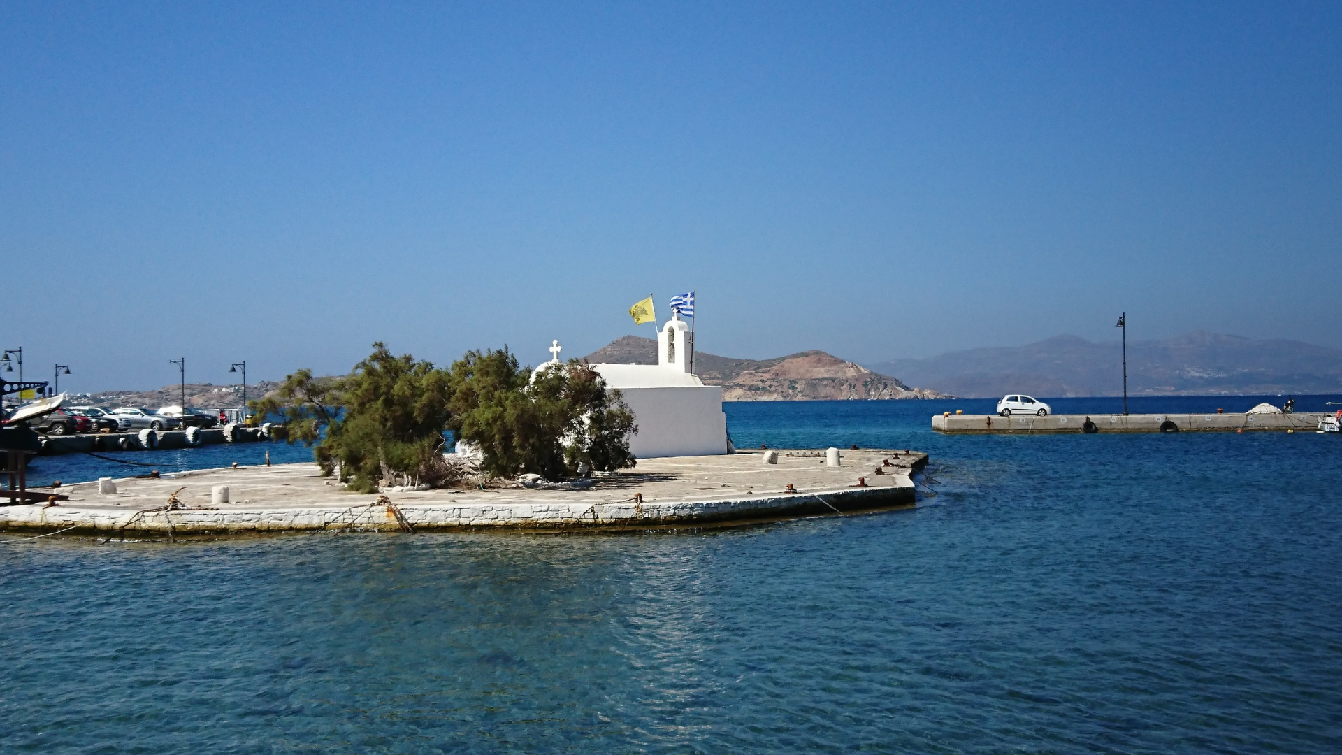  Church of Panagía Myrtidiotíssa Port of Chóra Náxos