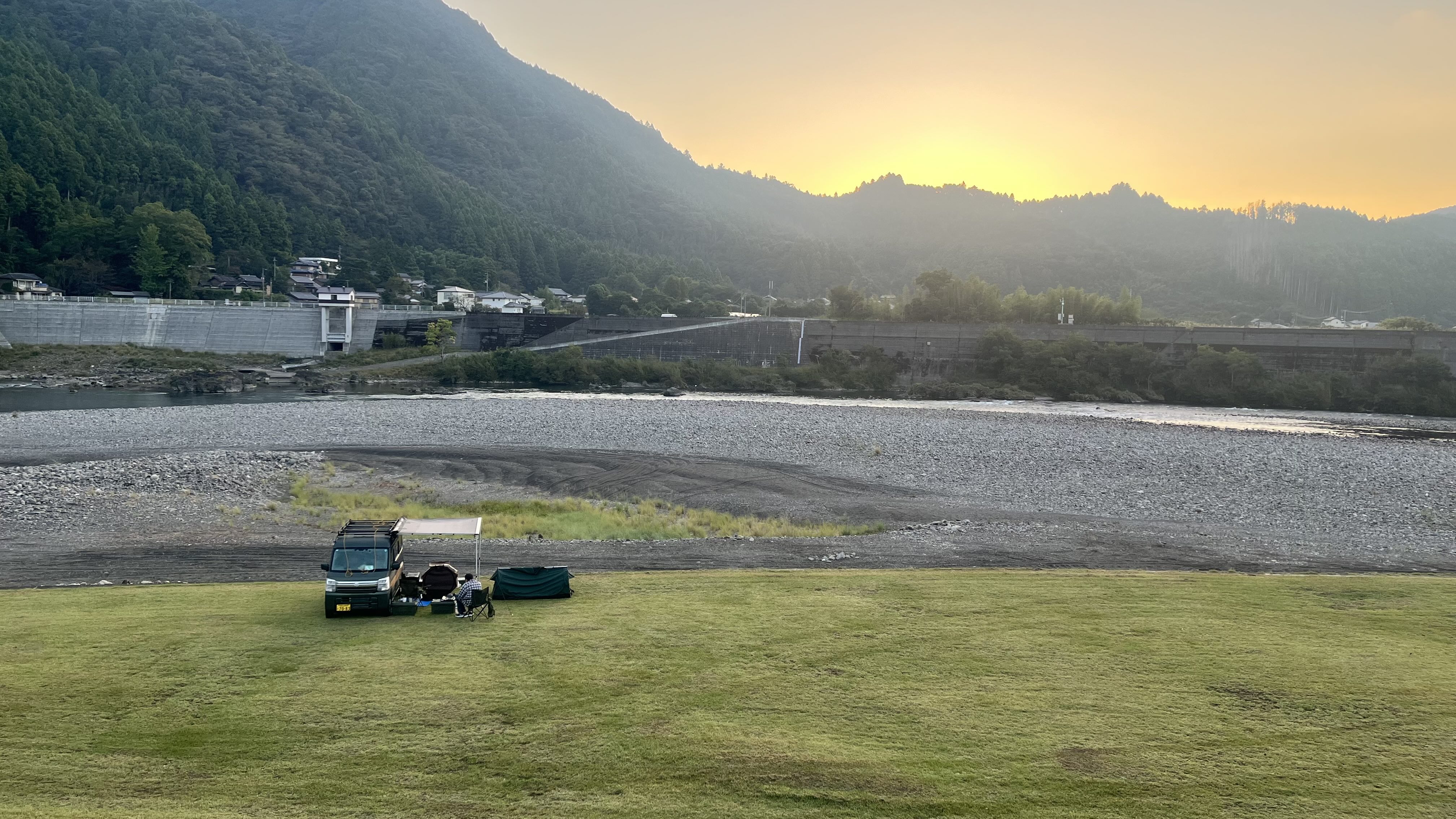 Riverside free camp Japan