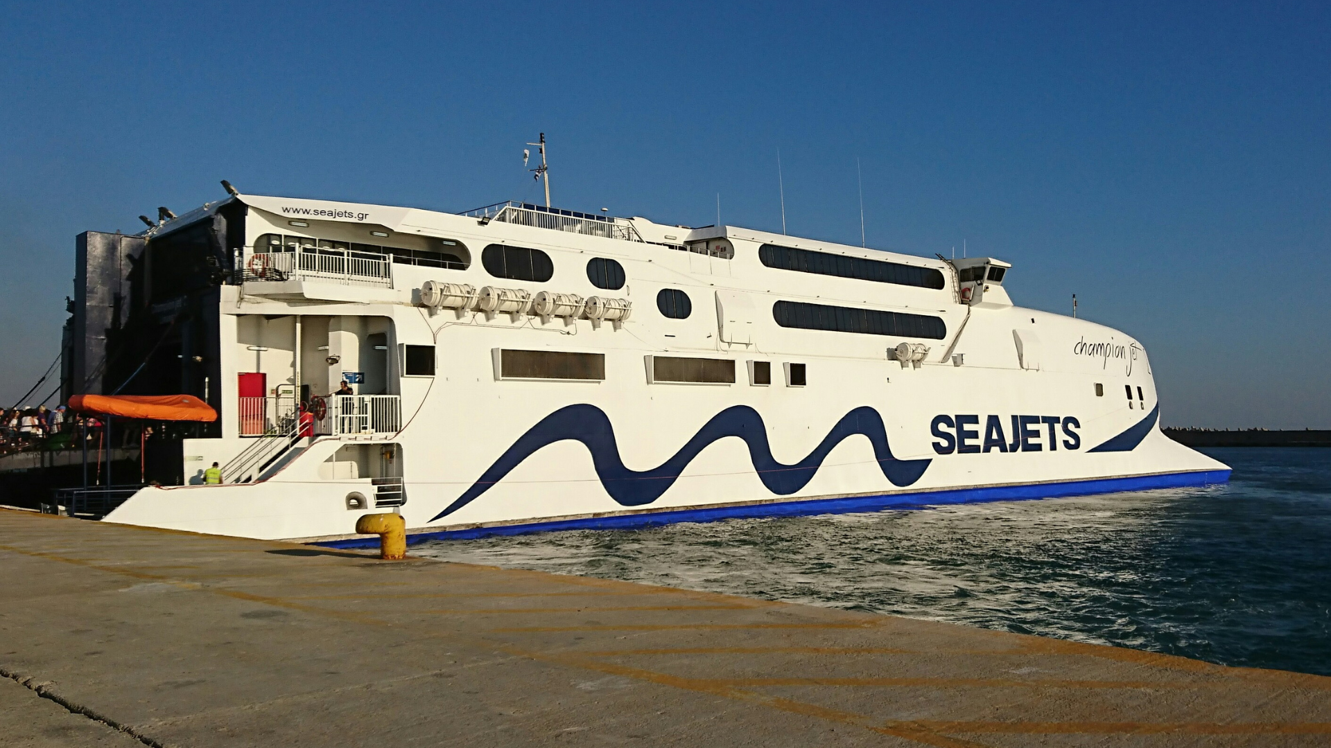 Leaving Heraklion, Crete to Náxos